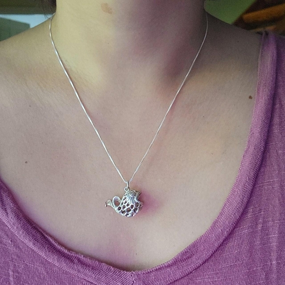 Vintage Sterling Silver Fish Necklace - Picture 6 of 8